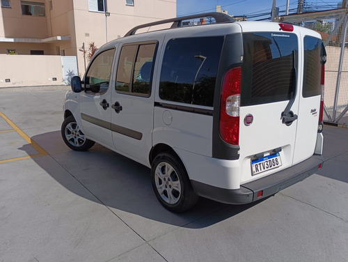 Fiat Doblo 1.8 16v Essence 7l Flex 5p 5 marchas