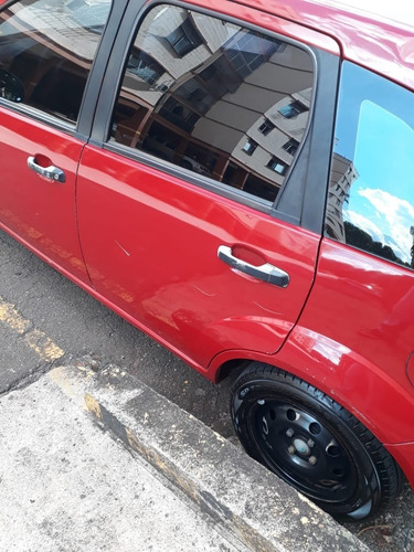 Fiesta Hatch 1.0 Completo