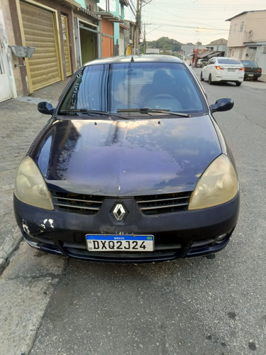 Renault Clio Sedan 1.6 16v Privilège Hi-flex 4p