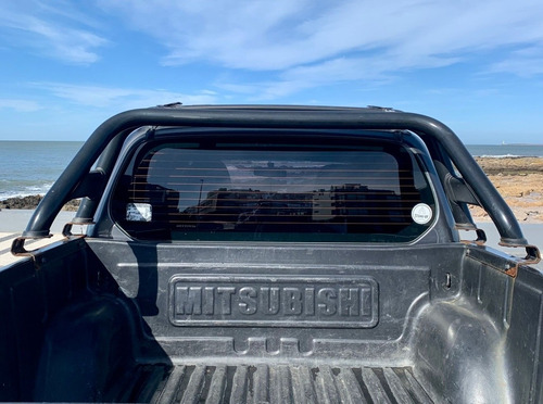 Imagen 9 de 15 de Mitsubishi L200 2.4 Doble Cabina 4x2