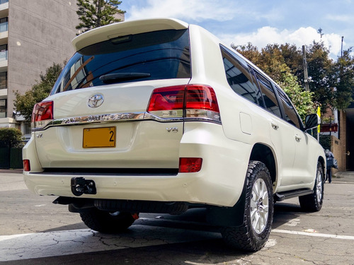 Toyota Land Cruiser 4.5 Imperial Fl Lc200 Diésel