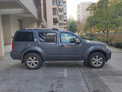 Nissan Pathfinder 2012