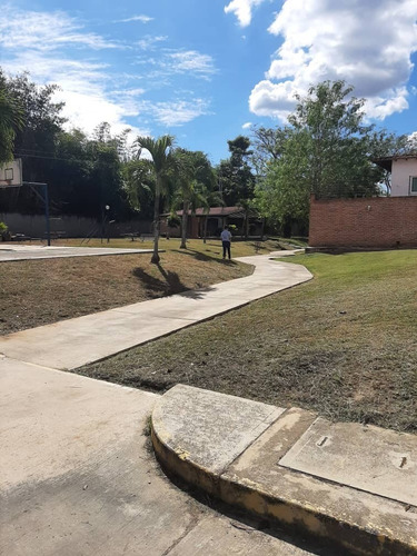 Imagen 12 de 17 de En Venta Town House En Las Trinitarias, San Diego