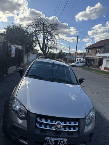 Fiat Palio 1.8 Adventure Locker