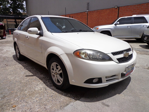 Imagen 3 de 10 de Chevrolet Optra Advance 2011 4x2 Automático