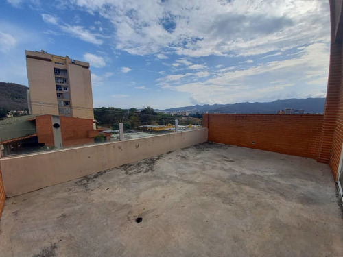 Imagen 7 de 12 de Townhouse En Venta Mañongo Residencia Pie De Monte Gavip
