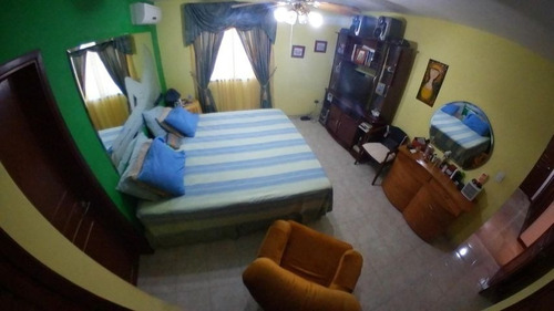 Imagen 29 de 30 de Apartamento En Venta En Nueva Segovia Zona Este De Barquisimeto Lara, Código Flex: 22-6037 ( Rafael Carrasquel Vende Contáctame 04245937542 ), Cuenta Con 5 Habitaciones, 5 Baños, 207 Mts2