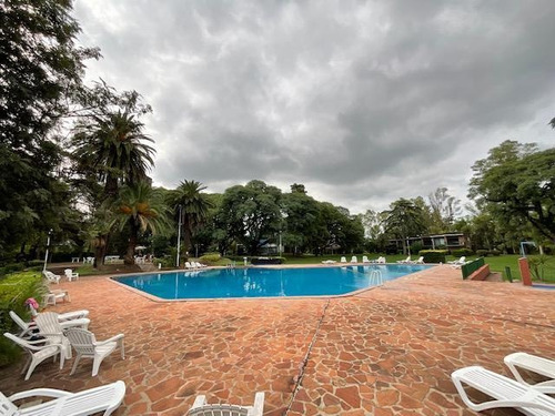 Imagen 23 de 30 de Ph En Barrio Cerrado - Muy Buenas Instalaciones, Gran Piscina Comunitaria - Acceso Con Vigilancia 24 Hs - Listo Para Mudarse