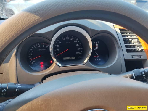 Toyota Fortuner 4x2