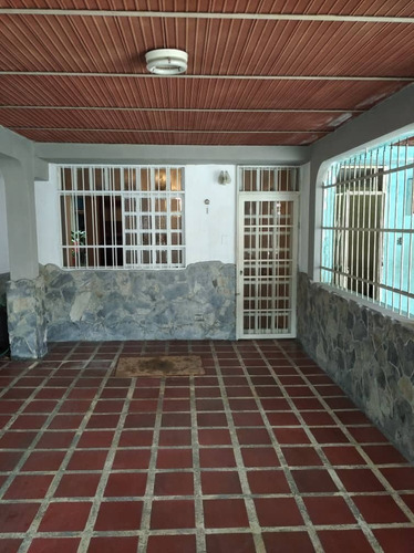 Imagen 9 de 10 de Casa En Urb. La Isabelica. Lemc-312