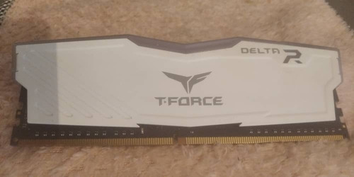 Memoria Ram Ddr4 Delta Rgb Teamgroup 8gb 3200mhz Cl16