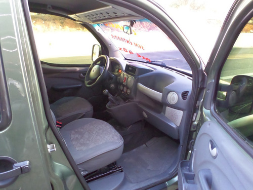 Imagem 9 de 10 de Fiat Doblo Adv 1.8 8v Flex 2008/2008