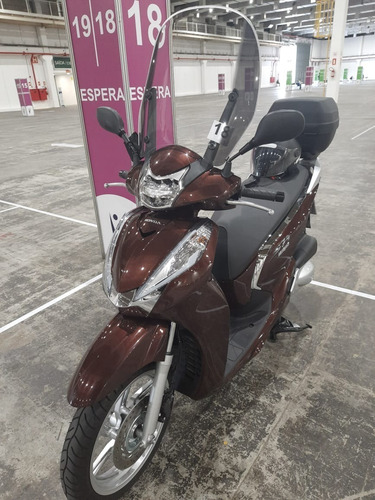 Imagem 3 de 3 de Honda Sh 300i Impecável 2020 Com 2204 Kms Único Dono