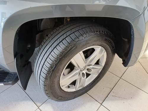 Volkswagen Amarok 3.0 Highline Cab. Dupla V6 4x4 Aut. 4p