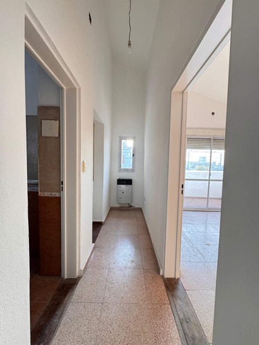 Alquiler Duplex A Metros De Av. Sabattini - 2 Dorm Con Cochera Y Patio - Veni A Verlo!