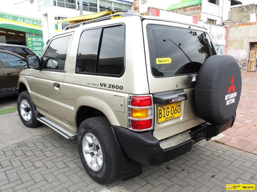 Mitsubishi Montero Hardtop