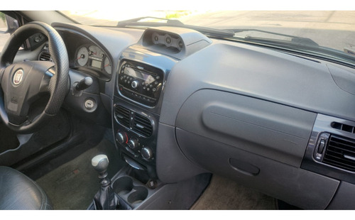Fiat Strada 1.8 MPI ADVENTURE CE 16V FLEX 2P MANUAL