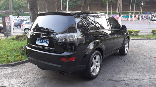 Imagem 10 de 14 de Outlander 3.0 V6 4x4 Automática 2008 Preta