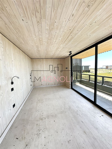 Casa En Arriendo De 3 Dorm. En Navidad