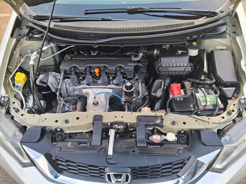 Honda Civic Sedan LXR 2.0 Flexone 16V Aut. 4p