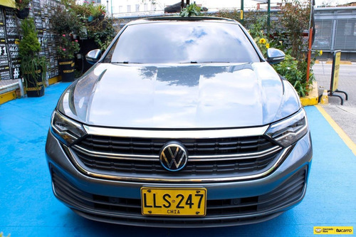 Imagen 2 de 25 de Volkswagen Jetta