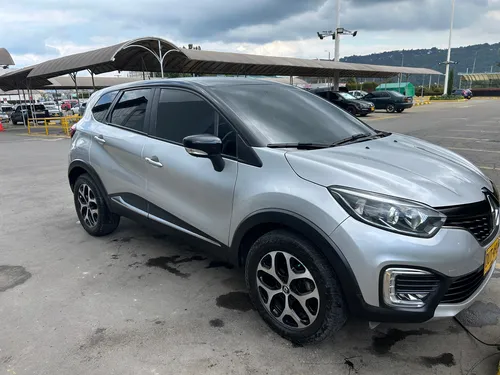 Renault Captur 2.0 Intens Automática
