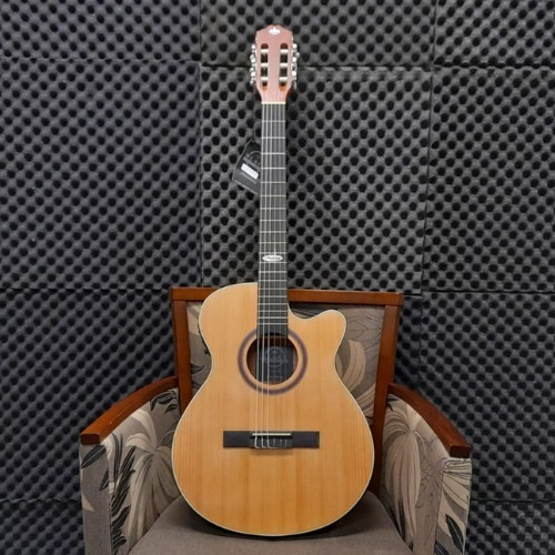 Imagem 2 de 8 de Violão Strinberg Sl200c Super Flat Nylon Ns Natural Acet