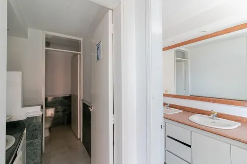 Oficina En Arriendo En Porciúncula. Cod A1021308