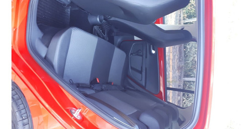Imagem 5 de 8 de Volkswagen Up! 1.0 Move 170 Tsi 5p