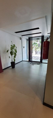 Imagem 22 de 28 de Apartamento De 1 Dormitório Reformado À Venda No Bairro Centro Histórico - Porto Alegre/rs - Ap2823