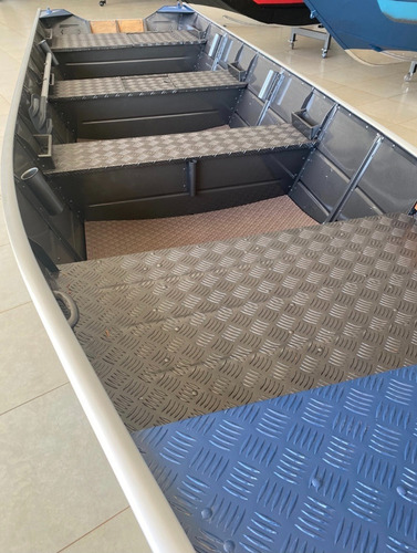 Imagem 12 de 15 de Barco Petybrazil Amazonas 500 Sl ( Somente O Casco)