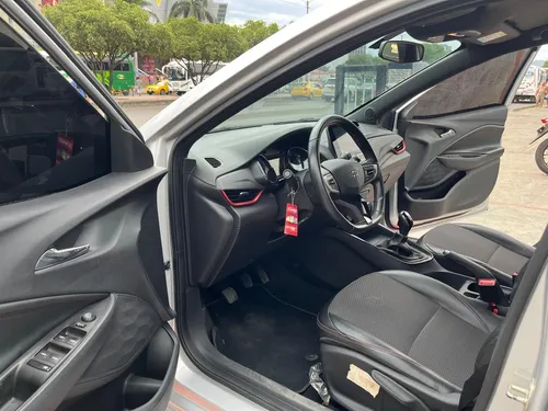 Chevrolet Onix RS 1.0 MT