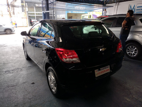 Chevrolet Onix 1.0 Ls 5p