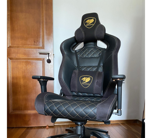 Silla. Gamer Cougar Armor Titan Pro Royal Ergonomica 