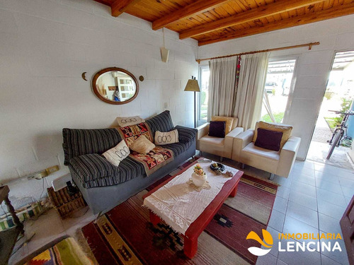Imagen 4 de 26 de Duplex En Venta - 3 Dormitorios - Carlos Paz