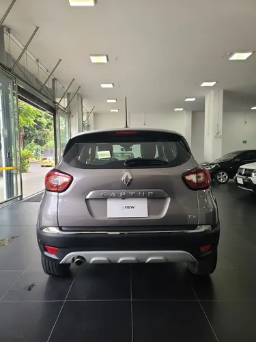 Renault Captur 1.3 T Iconic Cvt