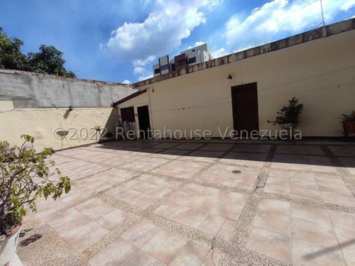 Imagen 9 de 22 de Casa En Venta Zona Oeste Cerca Obelisco,todos Los Servicios, Facil Acceso. Inf. 0424-5620928 Flex 22-15189 Z01