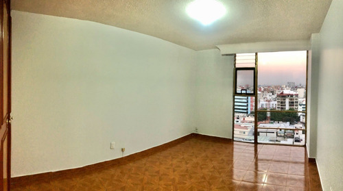 Imagen 10 de 24 de Departamento Muy Amplio