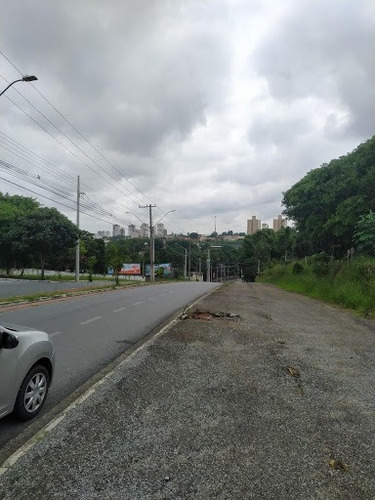 Imagem 5 de 6 de Ótima Área Com Excelente Localização Em Taubaté - Ar0008