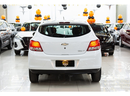 Chevrolet Onix 1.0 MPFI LT 8V FLEX 4P MANUAL