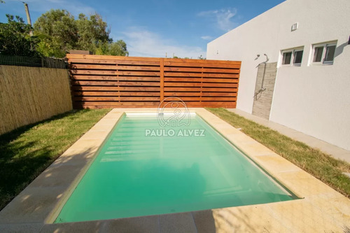 Próxima Construcción A 250 Metros Del Mar