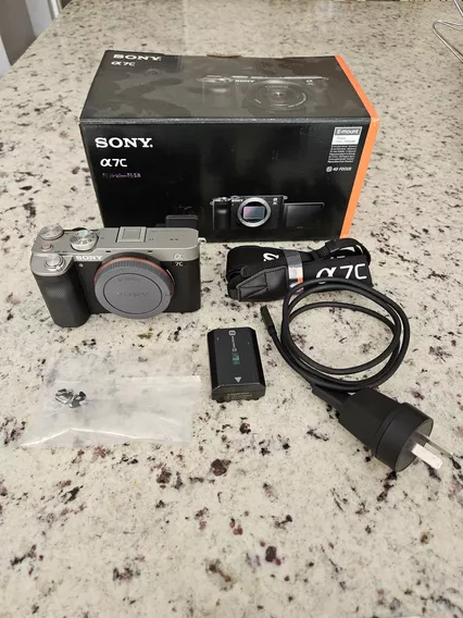 Camara Digital Mirrorless Sony Ilce-7c A7c A7 C Color Plata