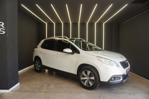 Peugeot 2008 1.6 Feline
