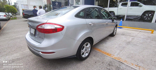 Imagen 11 de 12 de Ford Fiesta 1.6 Se Sedan Mt 2016