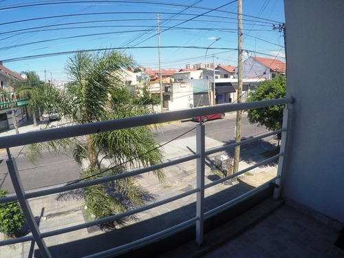 Imagen 10 de 12 de Excelente Duplex C/patio .venta