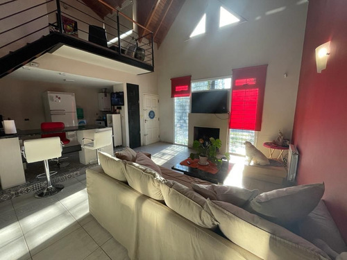 Imagen 3 de 19 de Venta Chalet 5 Amb/ Ituzaingo Norte