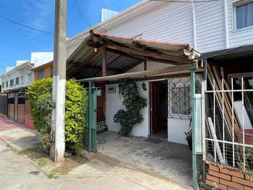 Casa Ampliada Y Regularizada Al Lado De Av. Gabriela