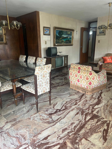 Ls Vendo Los Palos Grandes ,apartamento Muy Bien Ubicado