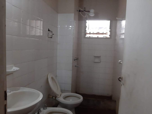 Departamento De 3 Dormitorios En Venta En Villa Cabello
