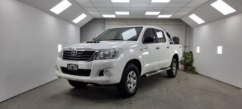 Imagen 1 de 5 de Toyota 2015 Hilux L/12 2.5 Dc 4x4 Td Dx Pack